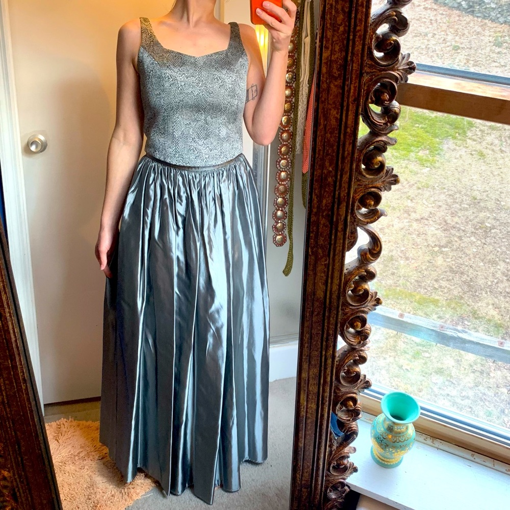Vintage Silver Metallic snake 2 piece prom dress 4